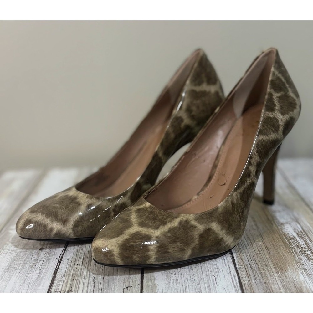 Vince Camuto Faliat Pumps Womens 7B Brown Giraffe Patent Heels Very Good
